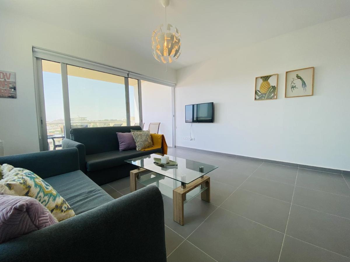 Silver Line 1-Bedroom Apartment In ラルナカ エクステリア 写真