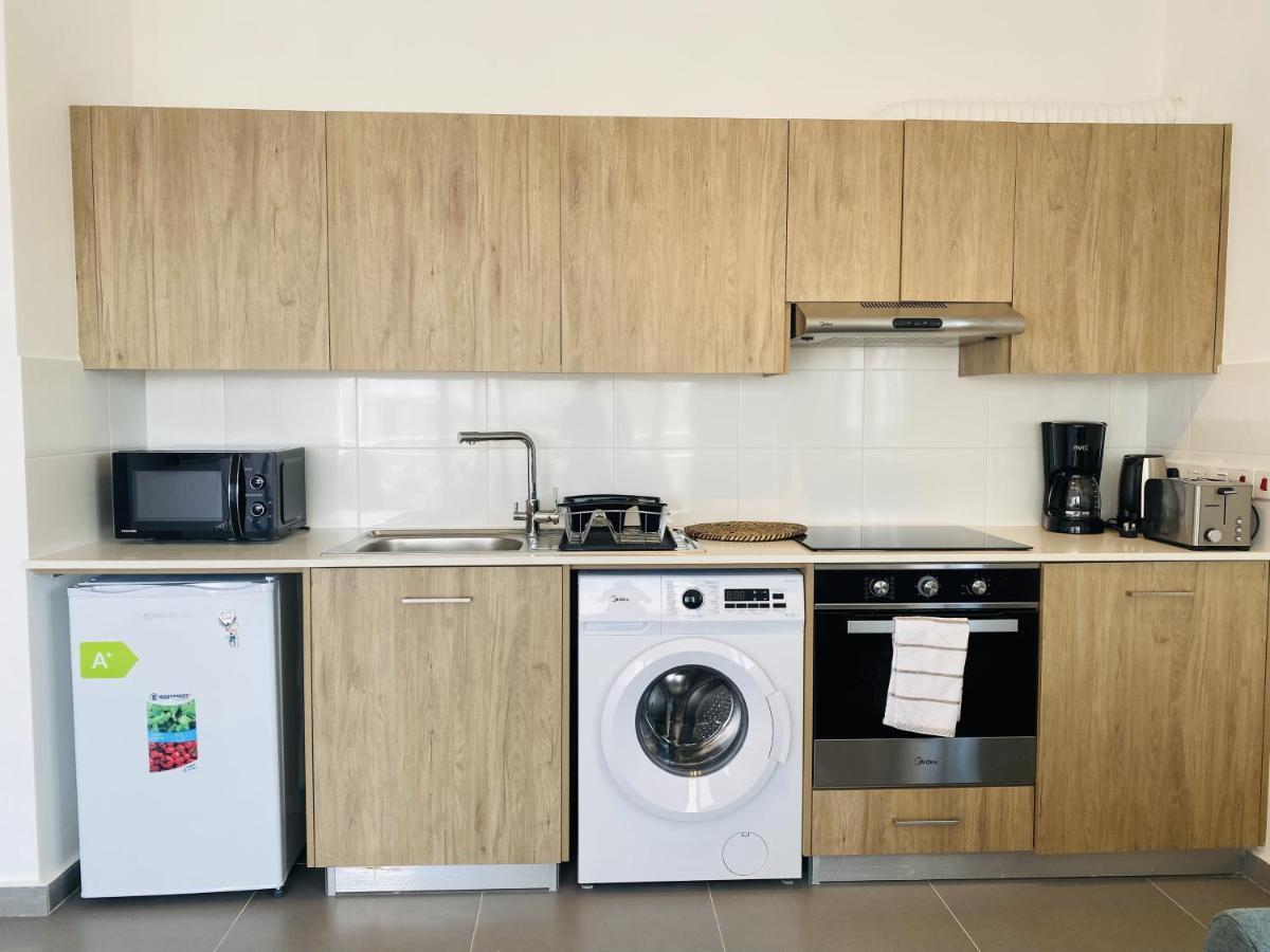 Silver Line 1-Bedroom Apartment In ラルナカ エクステリア 写真