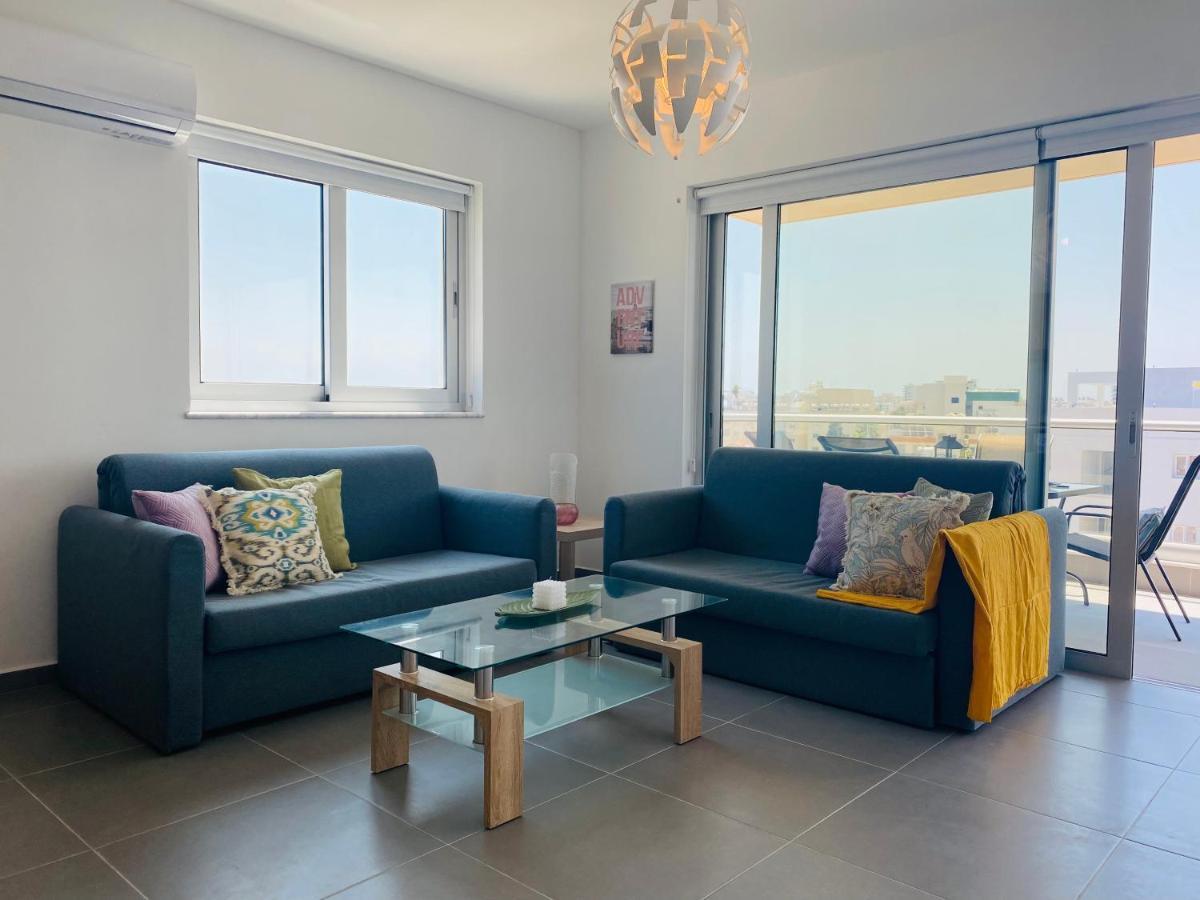 Silver Line 1-Bedroom Apartment In ラルナカ エクステリア 写真