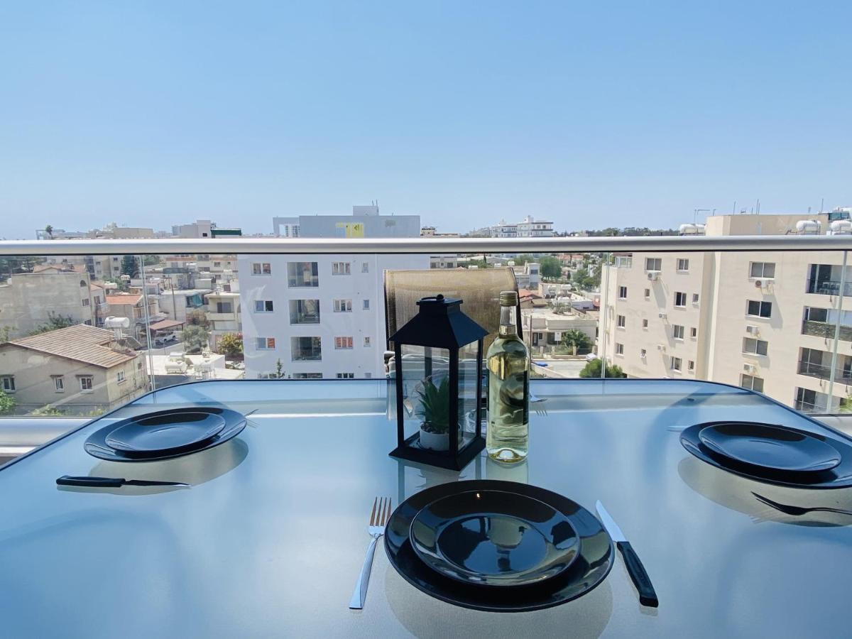 Silver Line 1-Bedroom Apartment In ラルナカ エクステリア 写真